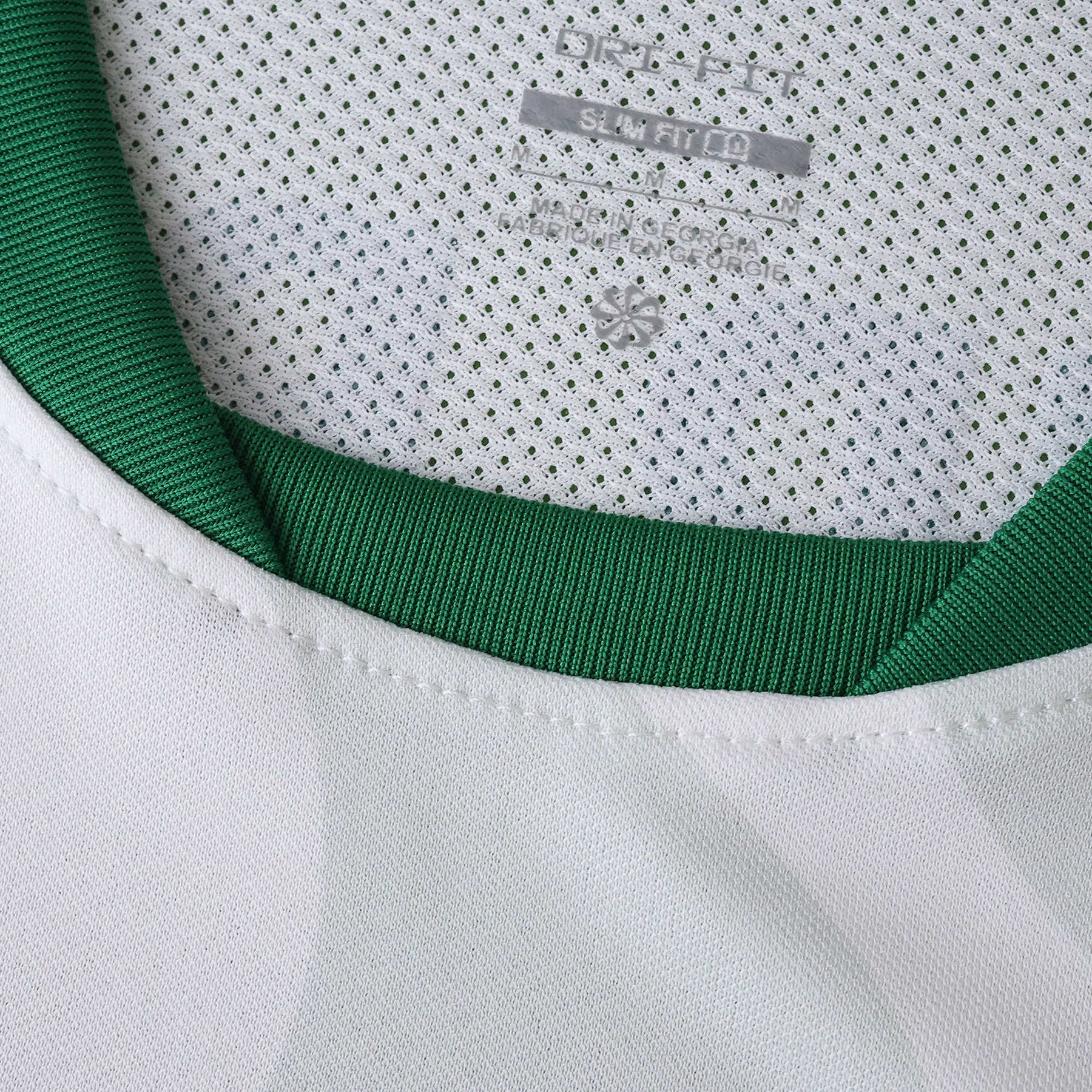 Camisa Sporting Away 25/26 - Torcedor Masculina Branca