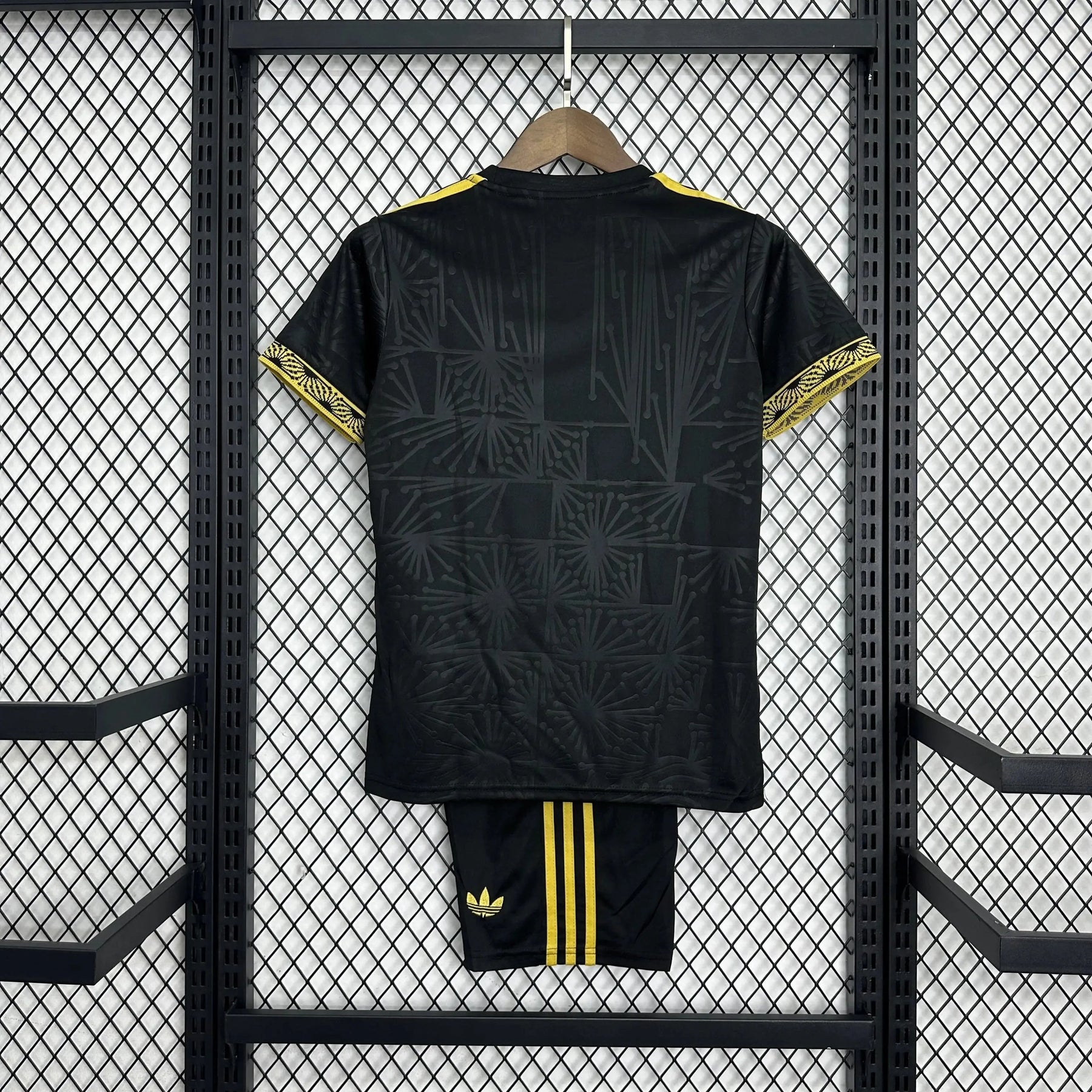 "Camisa México Gold 25/26 - Torcedor Infantil Preta e Dourada - Netmantos"