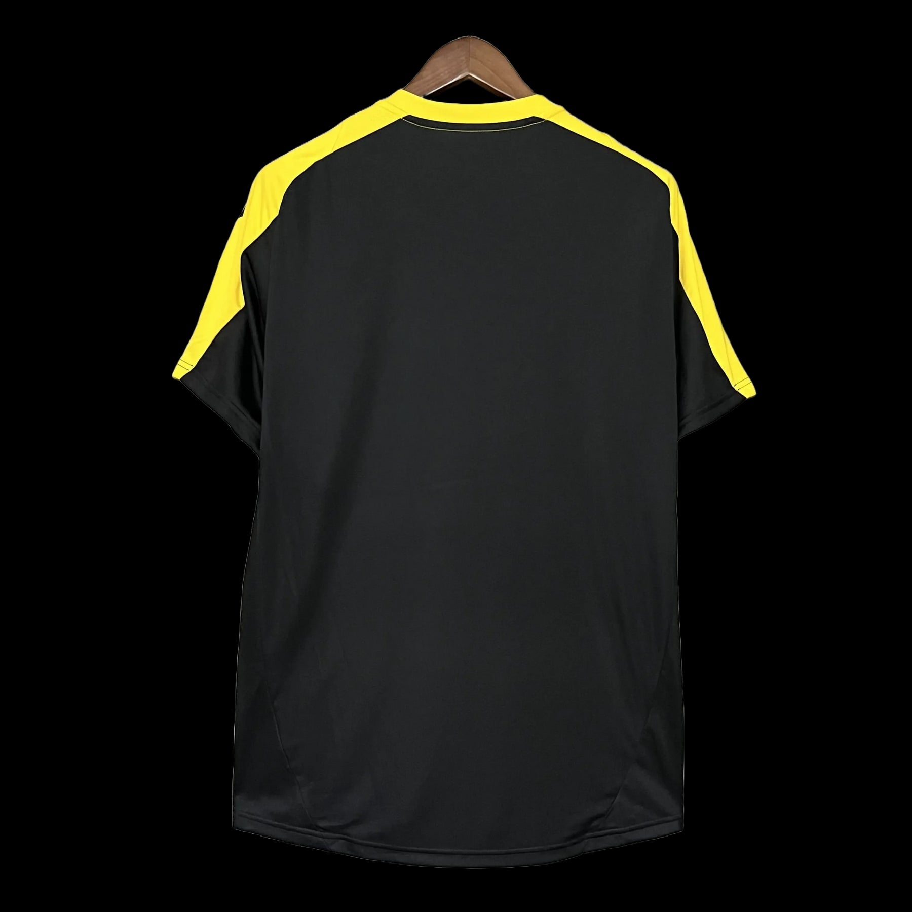 "Camisa Atlético Mineiro Treino 25/26 - Torcedor Masculina Preta + Patrocínios - Netmantos"
