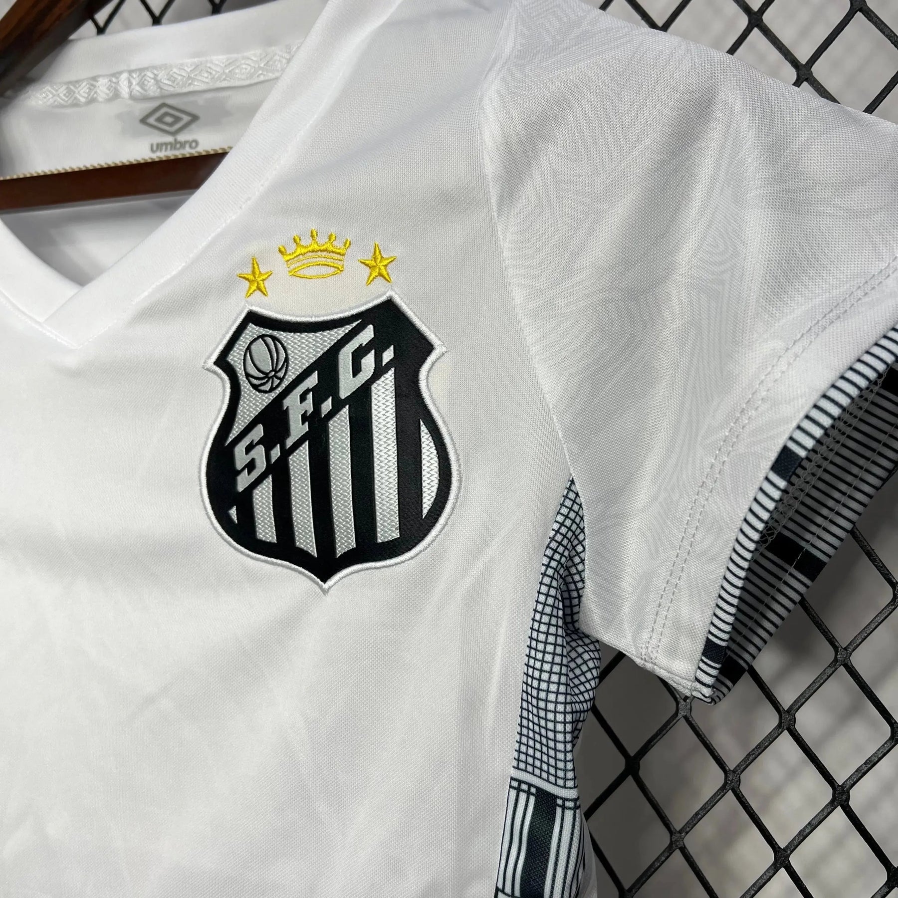 "Camisa Santista Home 24/25 - Torcedor Feminina Branca - Netmantos"