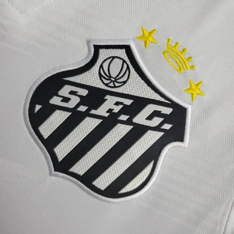 "Camisa Santista Home 24/25 - Torcedor Masculina Branca + Patrocínios - Netmantos"