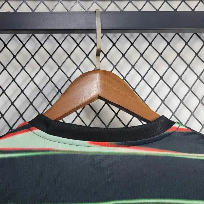 "Camisa Portugal Treino 25/26 - Torcedor Masculina Preta - Netmantos"