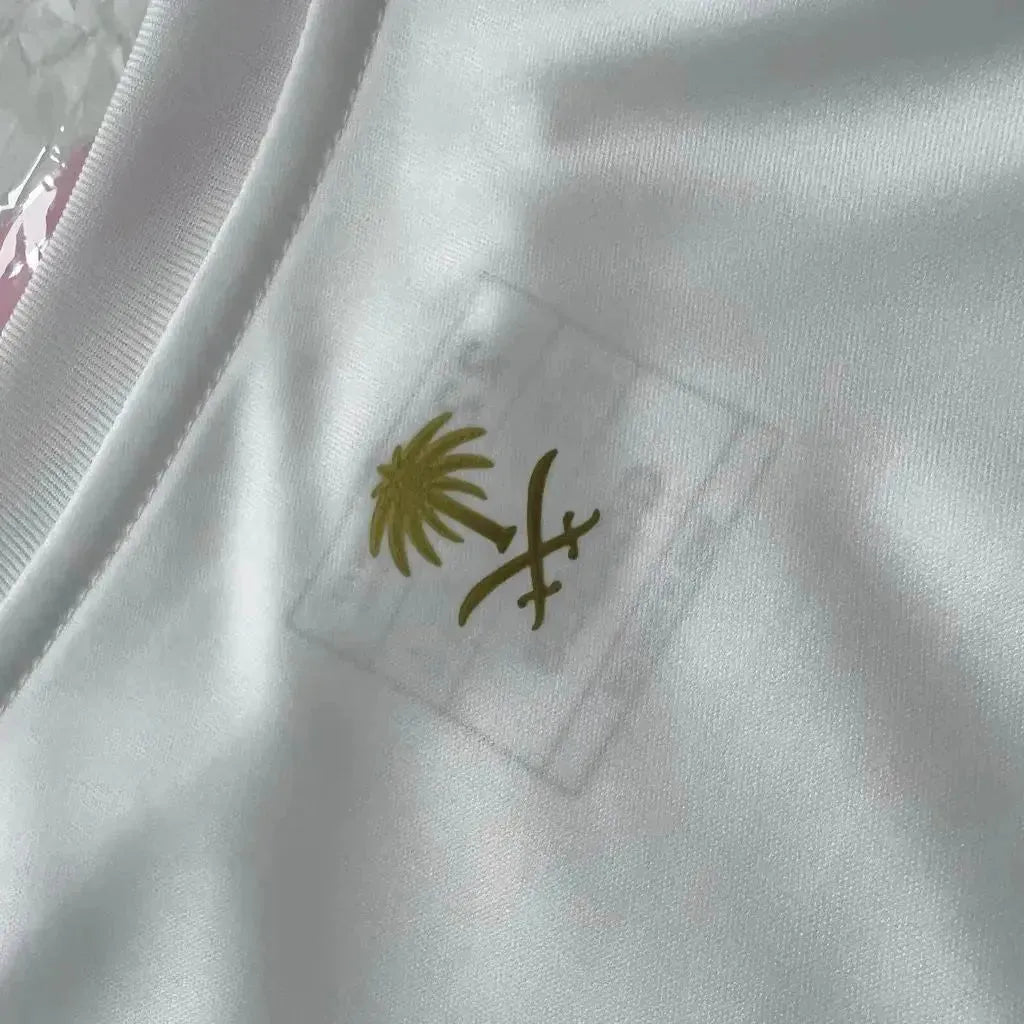 "Camisa Al-Nassr Third Away 24/25 - Torcedor Infantil Branca e Dourada - Netmantos"