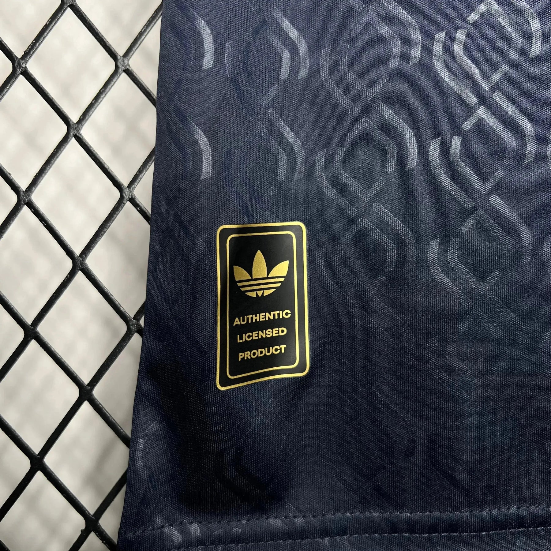 "Camisa Juventus Third Away 24/25 - Torcedor Infantil Azul Escuro e Dourado - Netmantos"