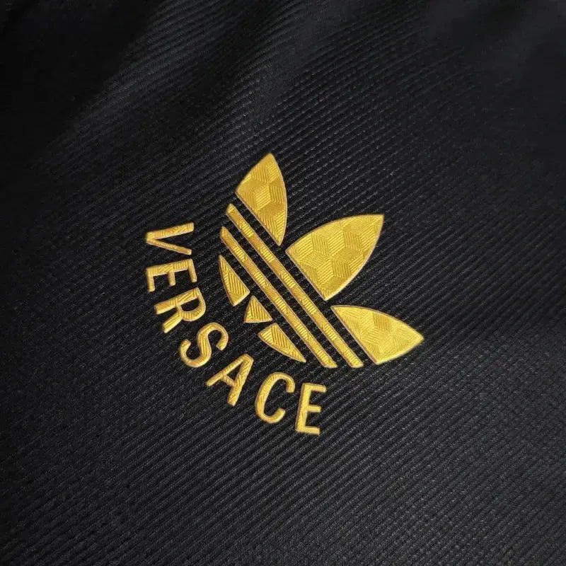 "Camisa Arsenal VERSACE 24/25 - Jogador Masculina Preta - Netmantos"