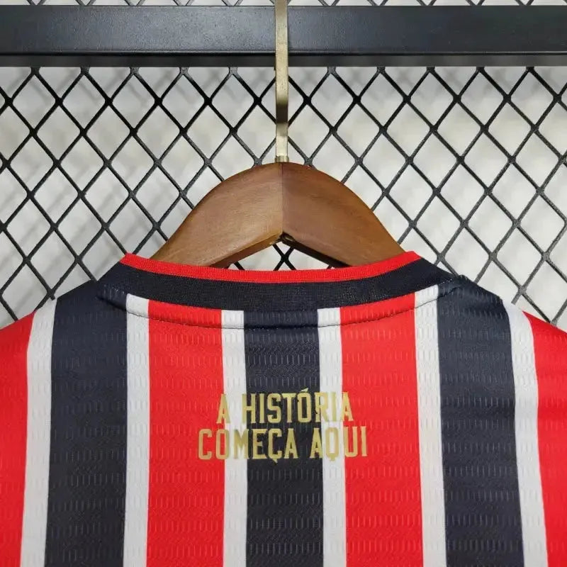 "Camisa São Paulo Away 24/25 - Torcedor Infantil Vermelha e Preta New Balance - Netmantos"