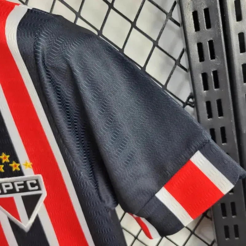 "Camisa São Paulo Away 24/25 - Torcedor Infantil Vermelha e Preta New Balance - Netmantos"