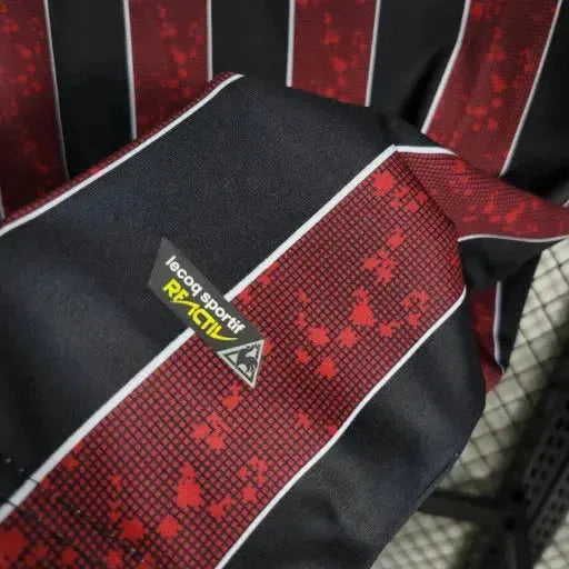 "Camisa Manchester City Retrô Away 08/09 - Torcedor Masculina Preta - Netmantos"