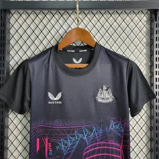 "Camisa Newcastle Edição Especial 23/24 - Torcedor Infantil Preta - Netmantos"
