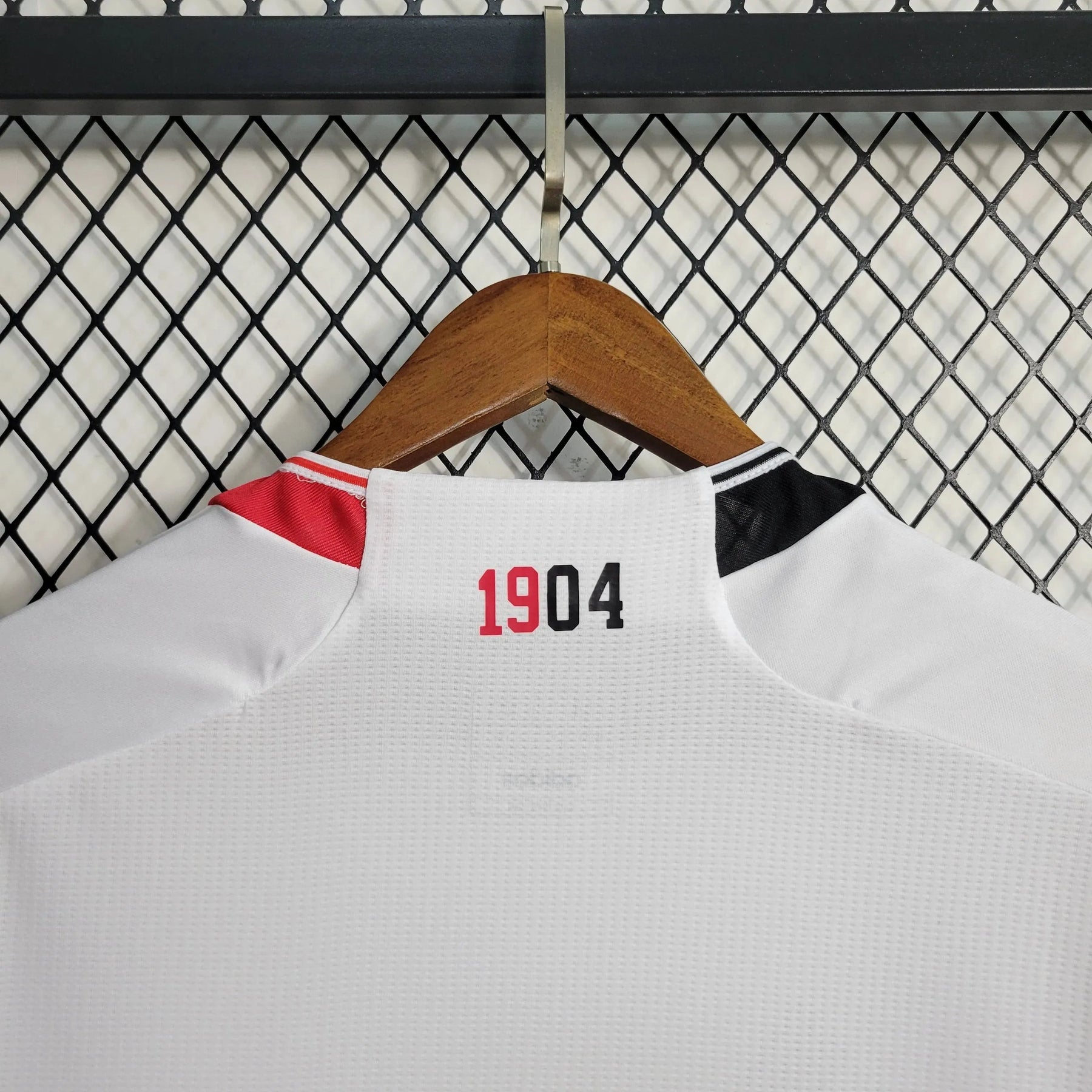 "Camisa Benfica Away 23/24 - Torcedor Masculina Branca - Netmantos"