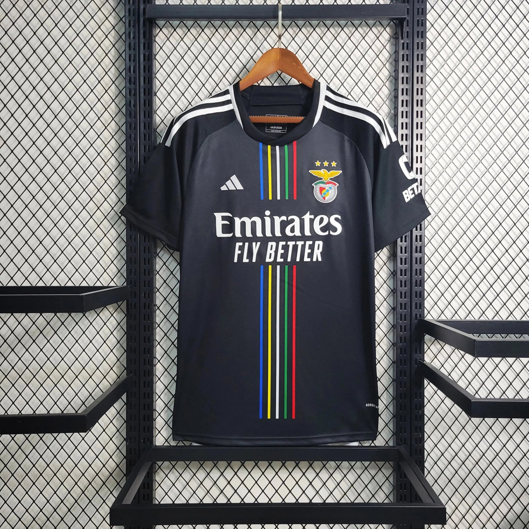 "Camisa Benfica II 23/24 - Torcedor Masculina Preta - Netmantos"