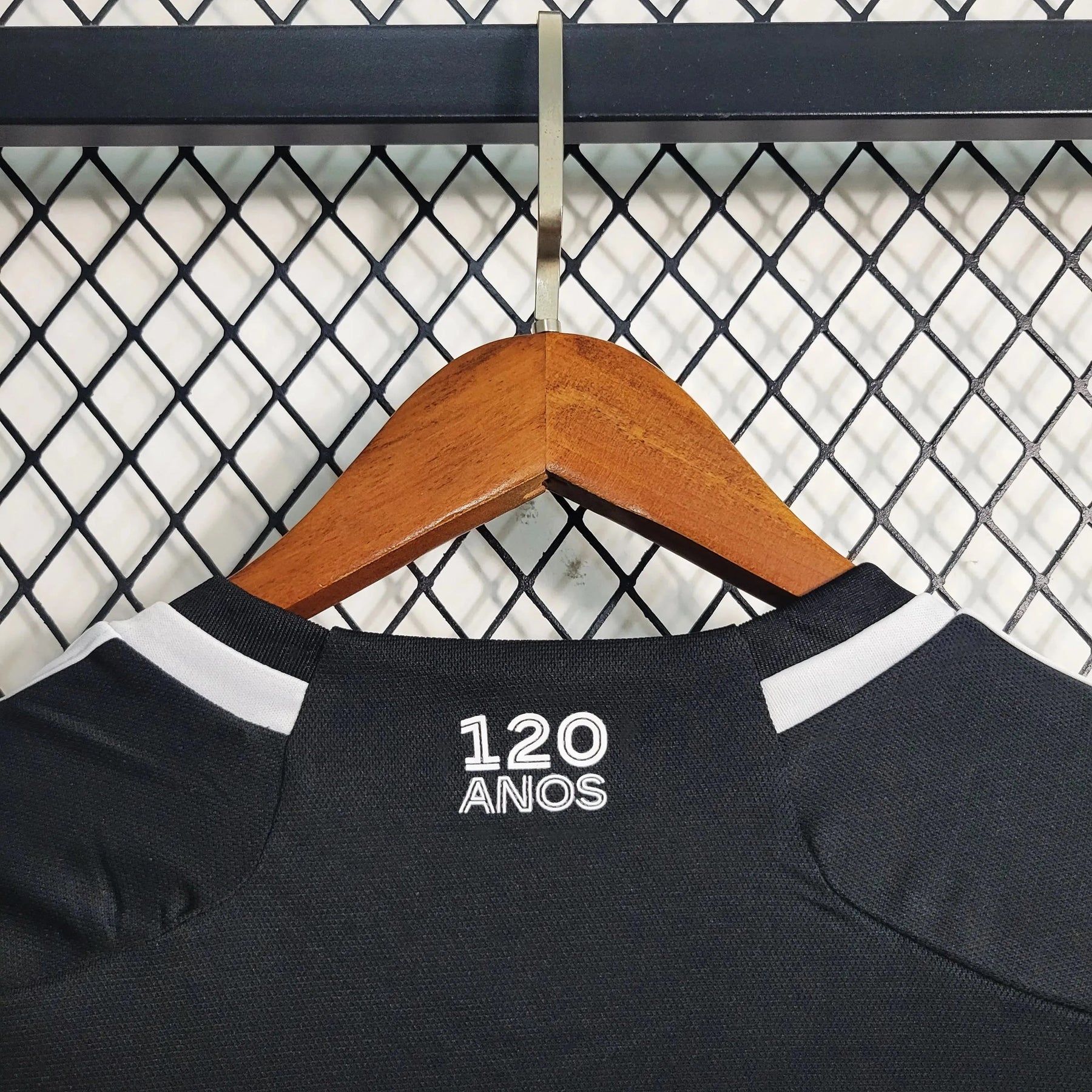 "Camisa Benfica II 23/24 - Torcedor Masculina Preta - Netmantos"