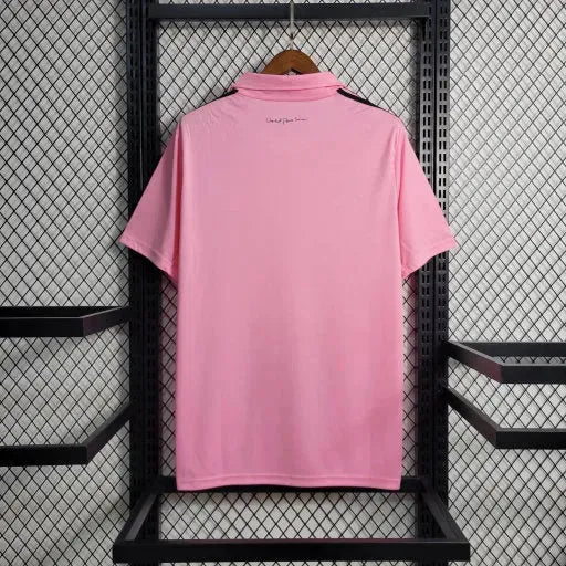"Camisa Inter Miami Home 22/23 - Torcedor Masculina Rosa + Patch Messi - Netmantos"