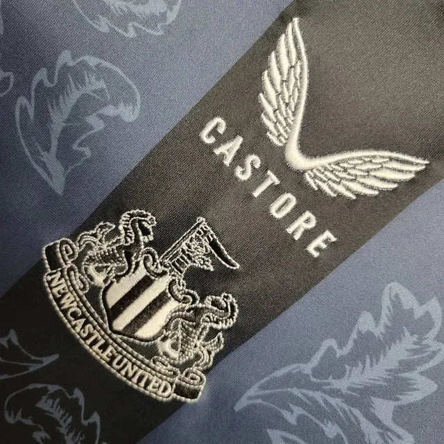 "Camisa Newcastle United 130th Anniversary 22/23 - Torcedor Masculina - Netmantos"