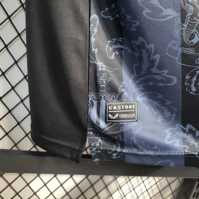 "Camisa Newcastle United 130th Anniversary 22/23 - Torcedor Masculina - Netmantos"