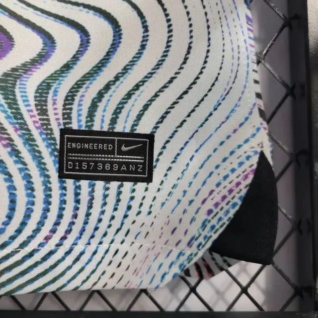 "Camisa Liverpool Away 22/23 - Torcedor Masculina Refletiva - Netmantos"