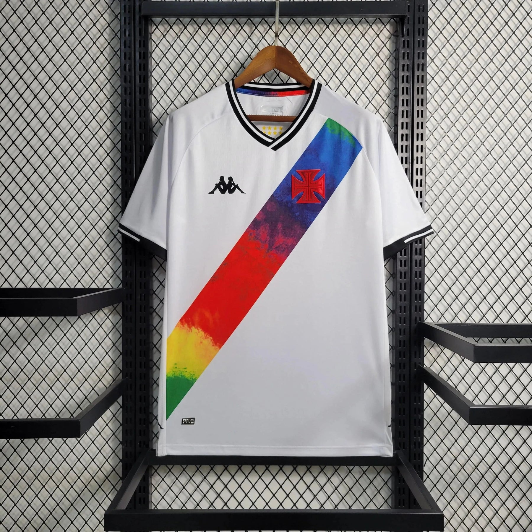 "Camisa Vasco Edição Especial LGBT 21/22 - Torcedor Masculina Branca - Netmantos"