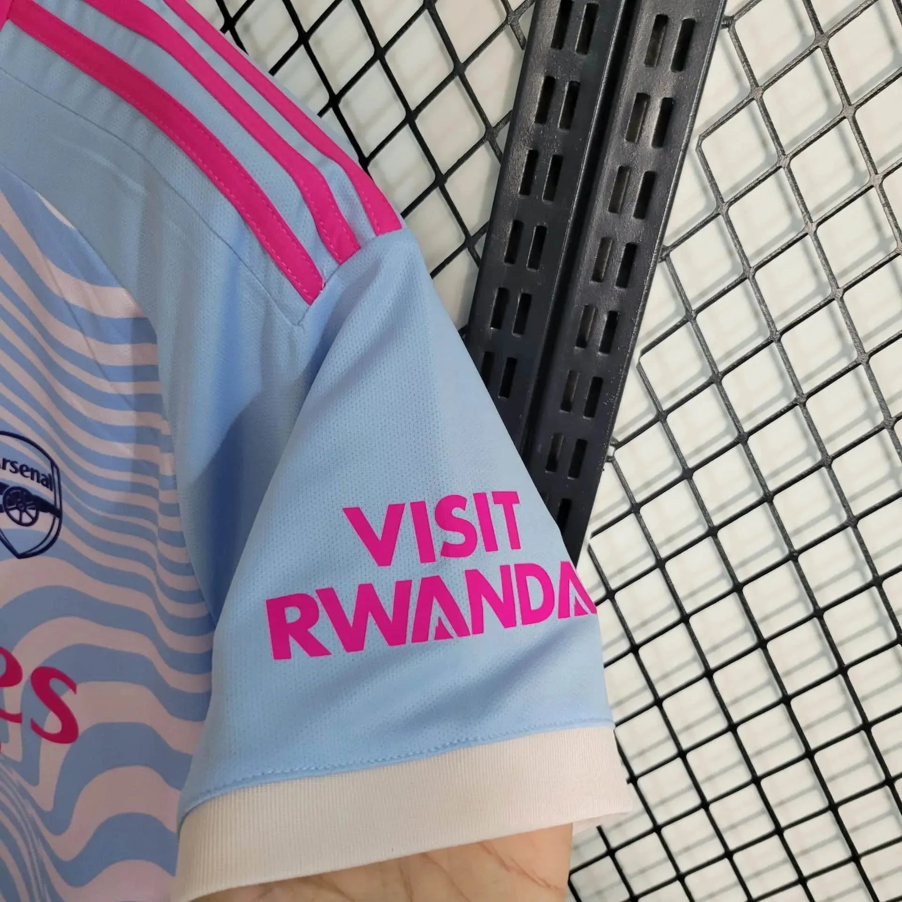 Camisa Arsenal Treino 23/24 - Torcedor Masculina Azul e Rosa - Netmantos