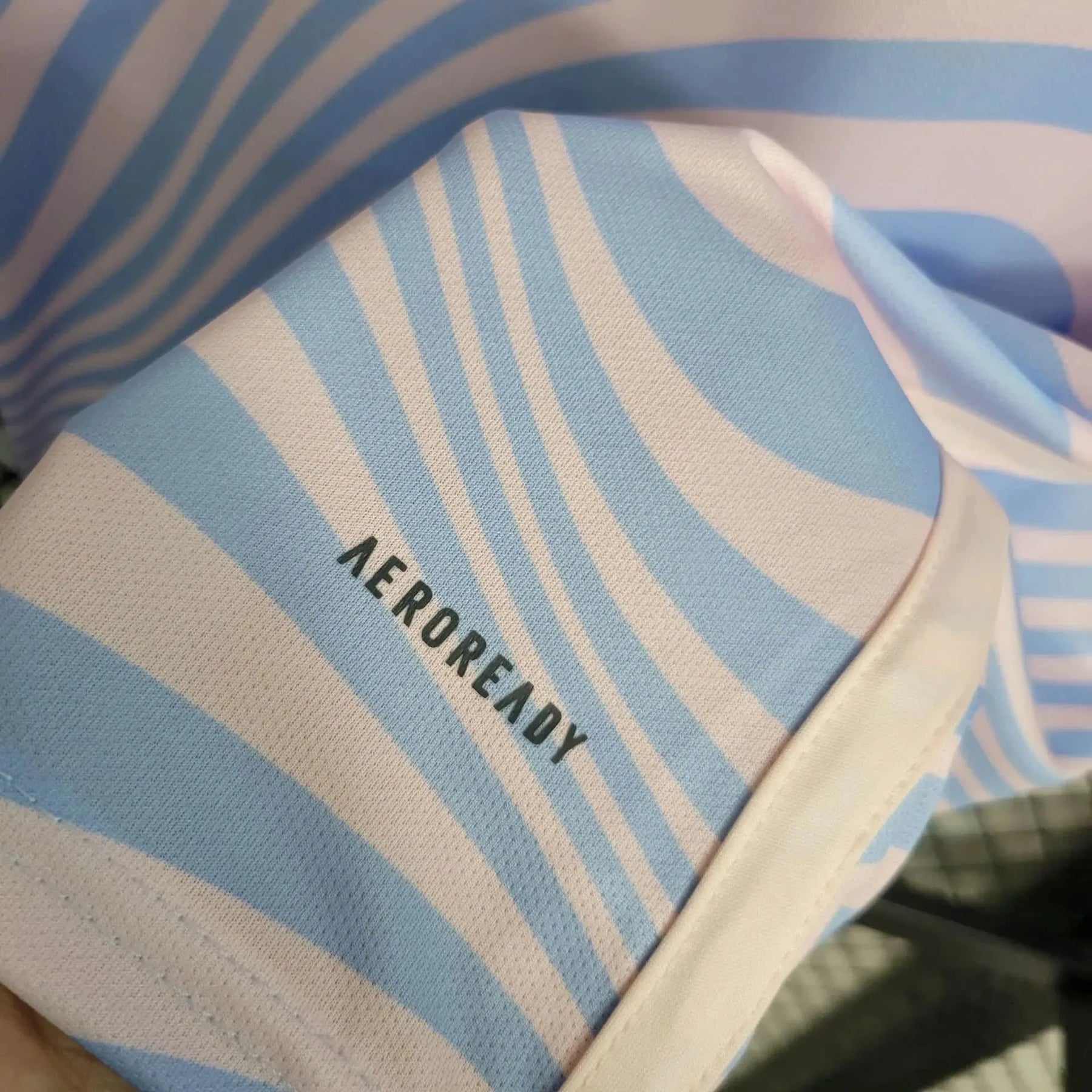 Camisa Arsenal Treino 23/24 - Torcedor Masculina Azul e Rosa - Netmantos