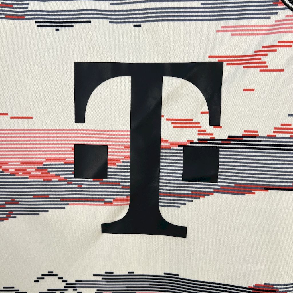 Camisa Bayern Munchen Away 25/26 - Torcedor Masculina Branca e Laranja