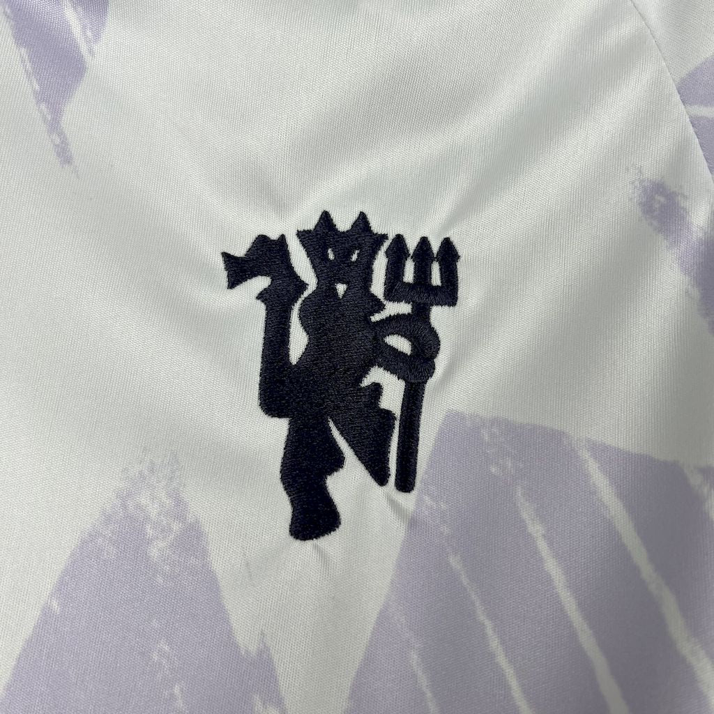 Camisa Manchester United Away 25/26 - Torcedor Masculina Branca e Roxa