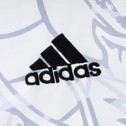 Camisa Real Madrid Hello Kitty Dragão Chinês 24/25 - Torcedor Masculina Branca