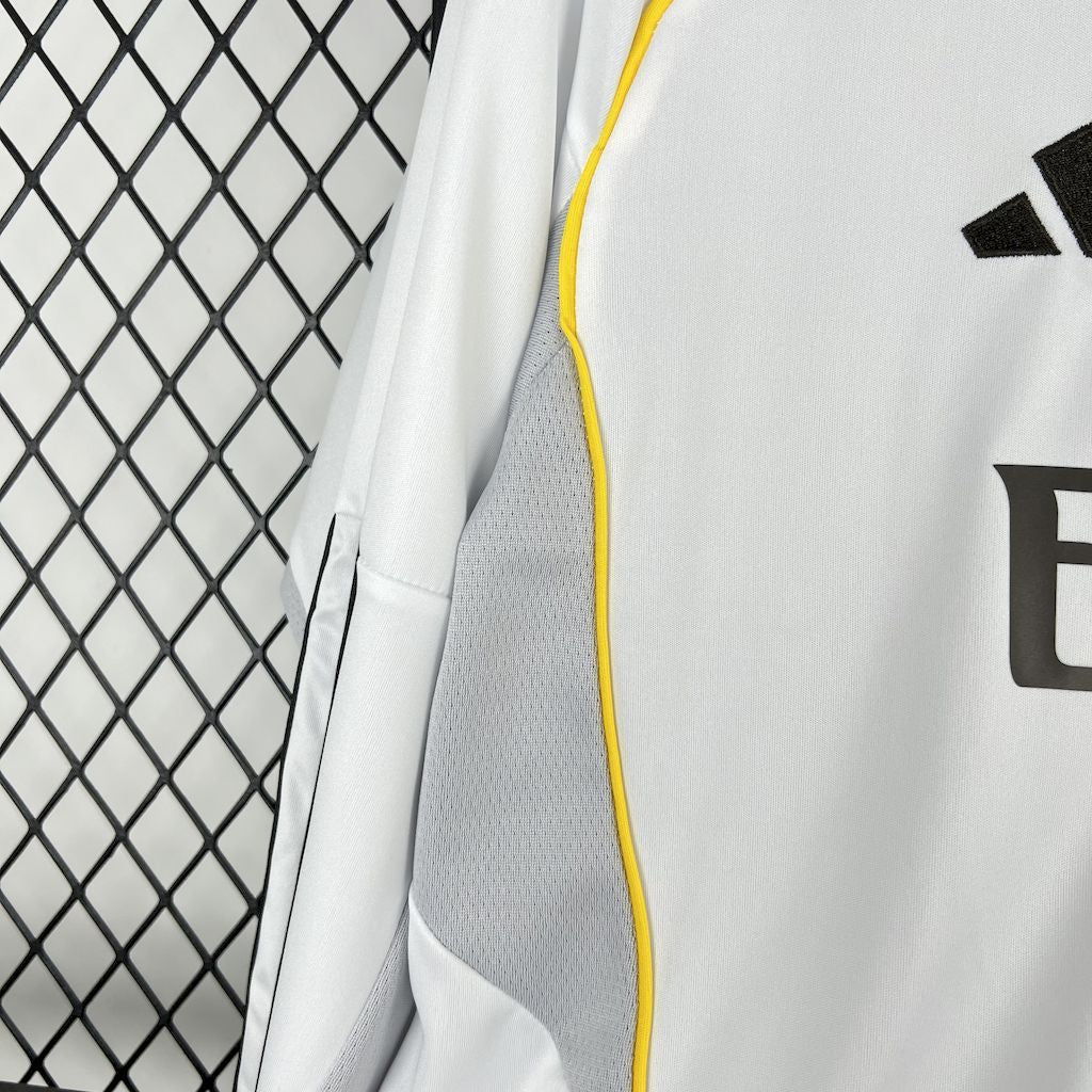Camisa Real Madrid Home 25/26 - Torcedor Masculina Manga Longa Branca