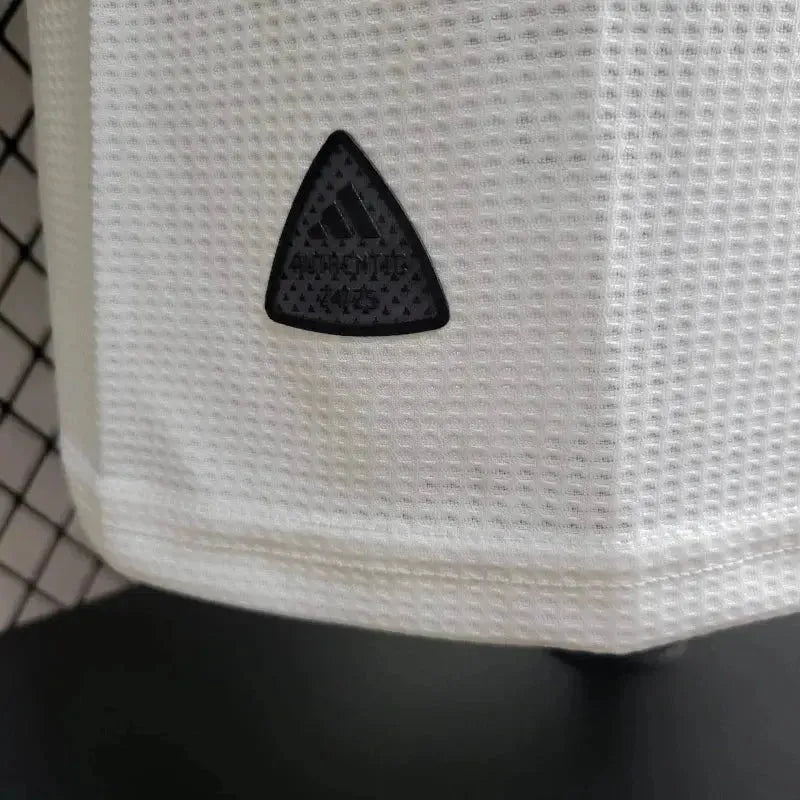 Camisa Real Madrid Treino 24/25 - Jogador Masculina Branca e Azul - Netmantos