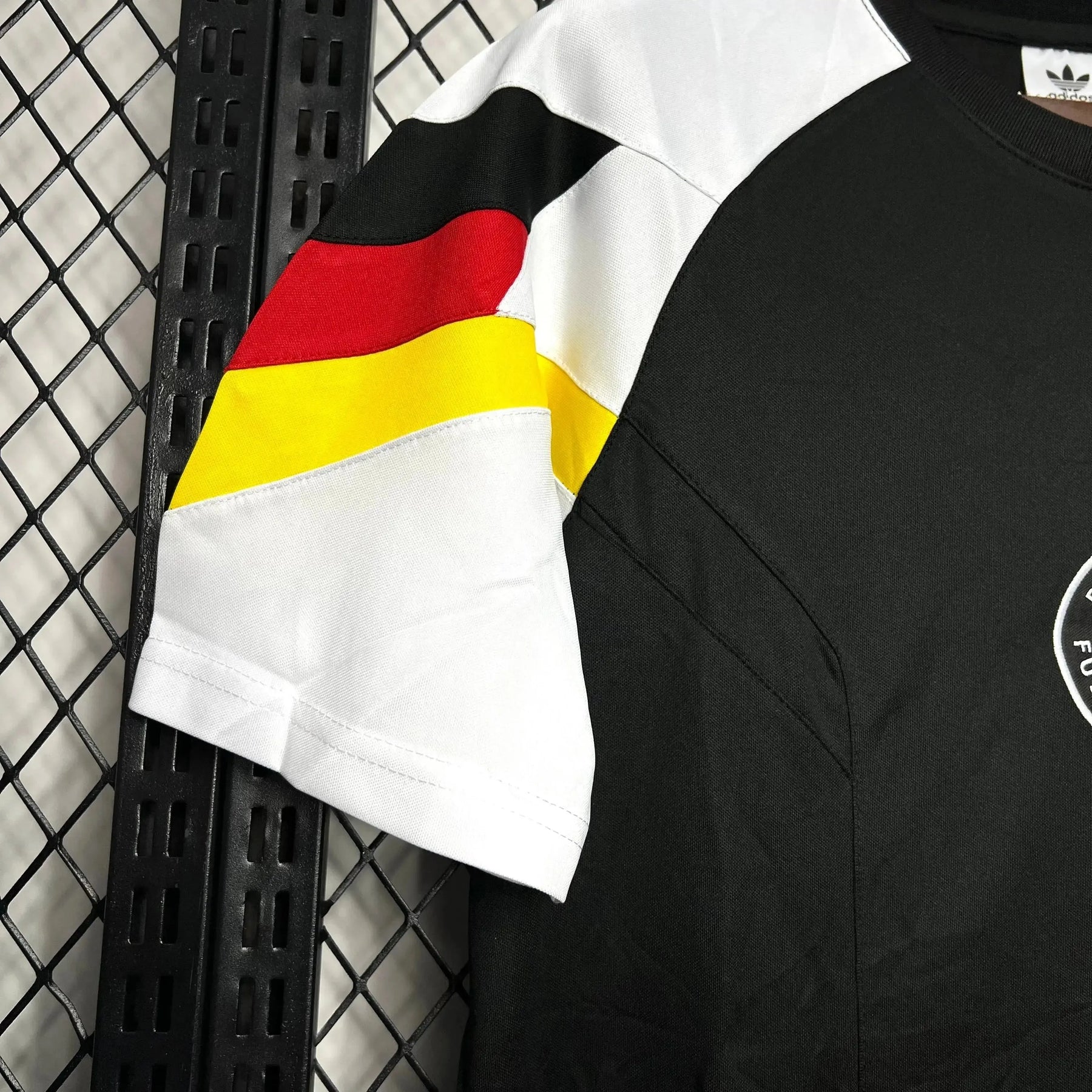 Camisa Alemanha Pré-Jogo 24/25 - Torcedor Masculina Preta - Netmantos