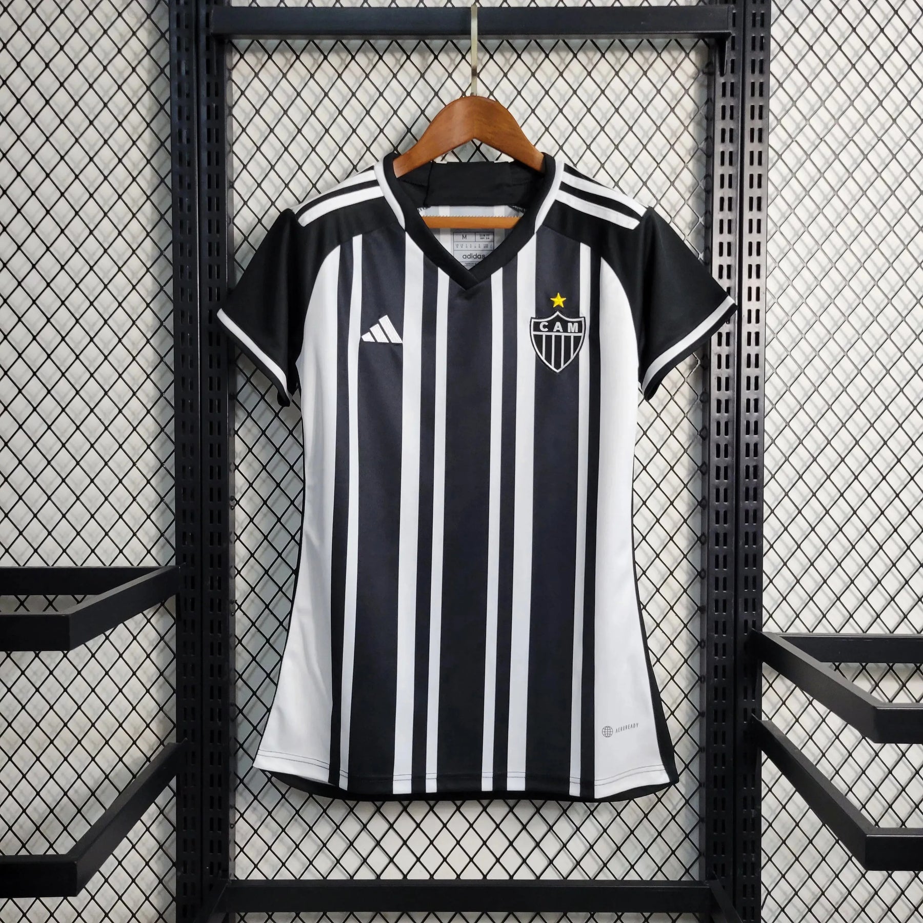 Camisa Atlético Mineiro Home 23/24 - Torcedor Feminina Preta e Branca - Netmantos