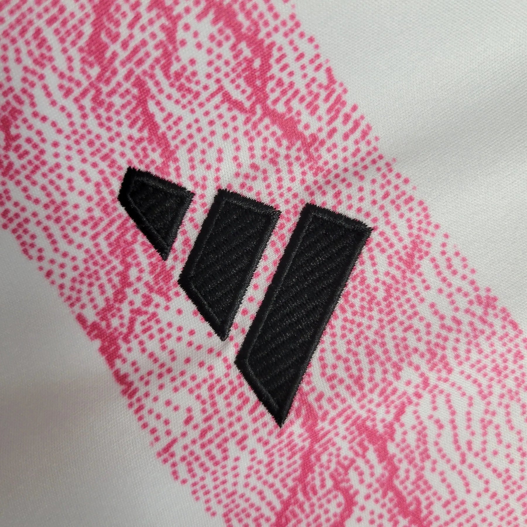 Camisa Juventus Away 23/24 - Torcedor Masculina Branca e Rosa - Netmantos