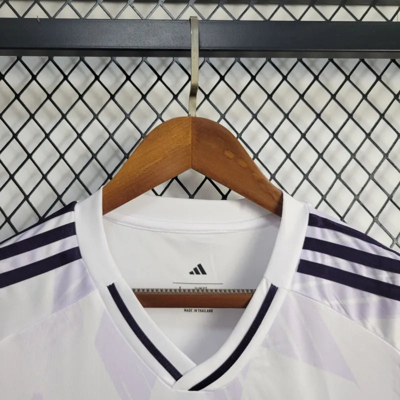 Camisa Manchester United Away 25/26 - Torcedor Masculina Branca e Roxa