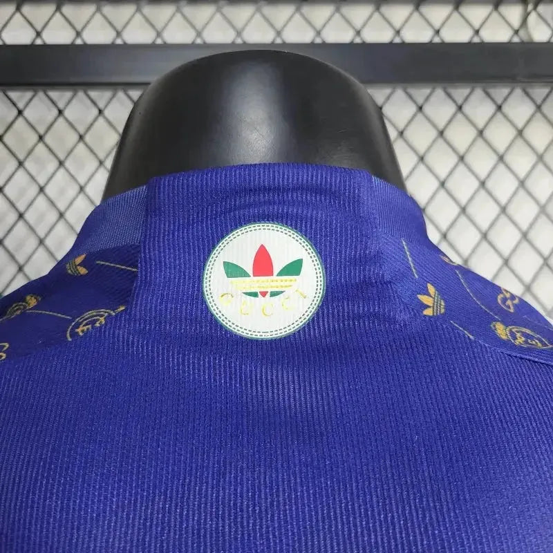 Camisa Real Madrid Edição Especial Gucci 24/25 - Jogador Masculina Roxa - Netmantos