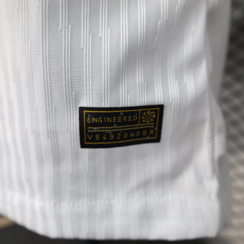 Camisa Tottenham Cobra Dourada 25/26 - Jogador Masculina Branca - Netmantos