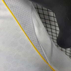 "Camisa Real Madrid Home 25/26 - Jogador Masculina Branca - Netmantos"