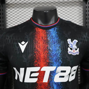 "Camisa Crystal Palace Away 24/25 - Jogador Masculina Preta - Netmantos"
