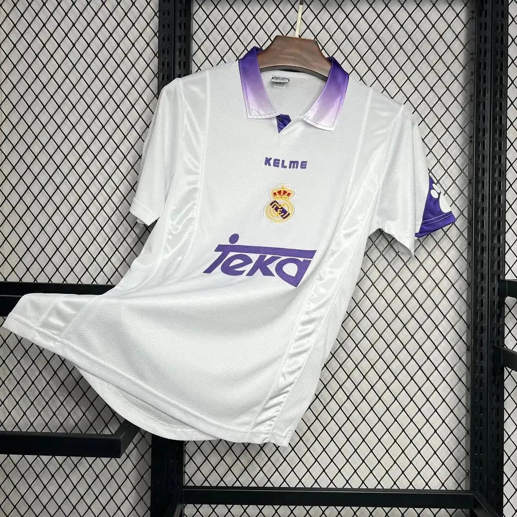 "Camisa Real Madrid Retrô Home 1997/98 - Torcedor Masculina Branca - Netmantos"