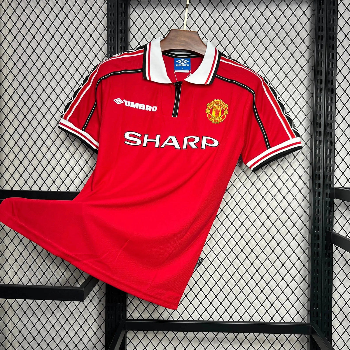 "Camisa Manchester United Retrô Home 1998/99 - Torcedor Masculina Vermelha - Netmantos"
