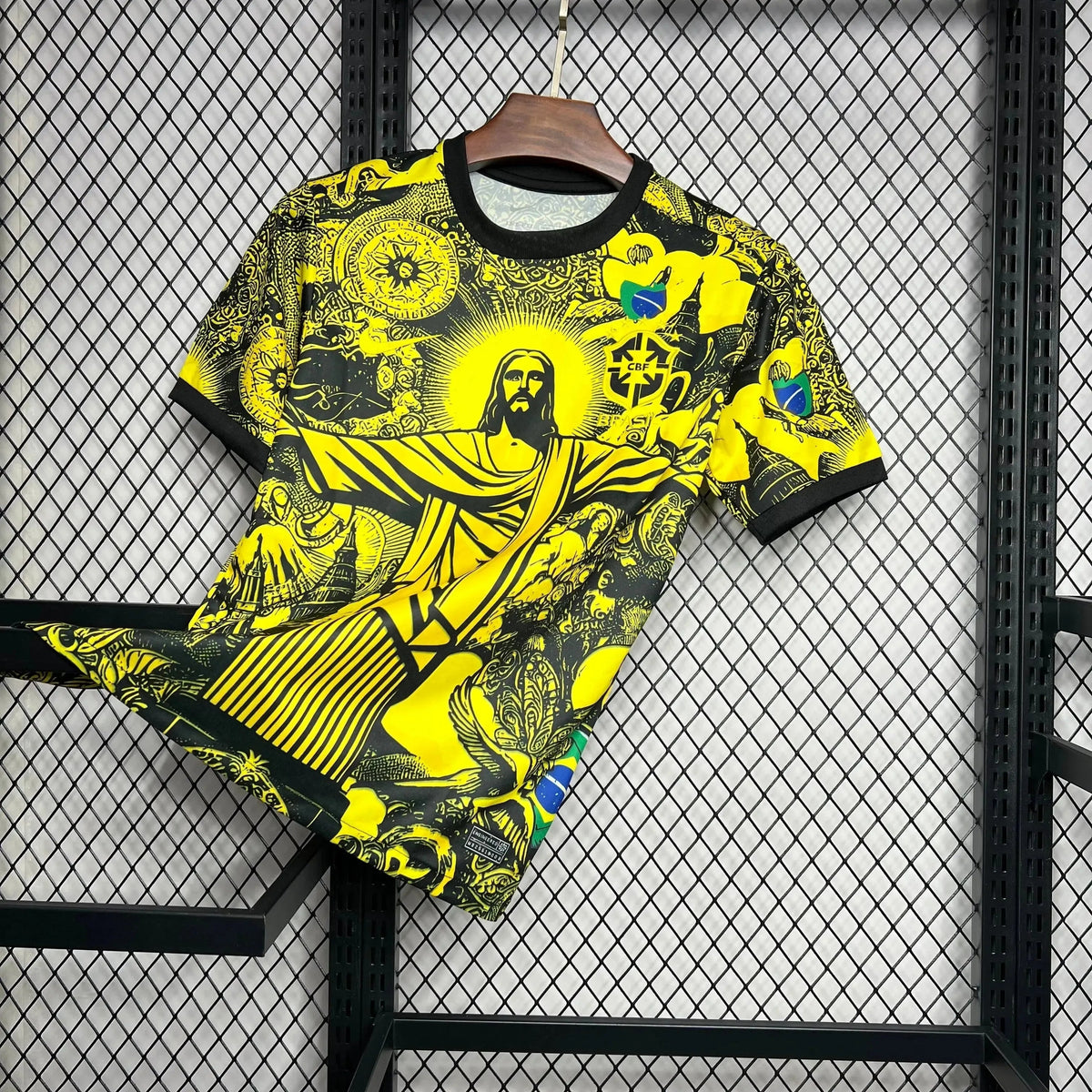 "Camisa Brasil Edição Especial Cristo Redentor - Torcedor Masculina Amarela - Netmantos"