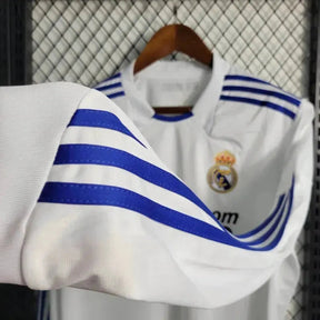 "Camisa Real Madrid Home Retrô 2010/11 - Torcedor Masculina Branca Manga Longa - Netmantos"