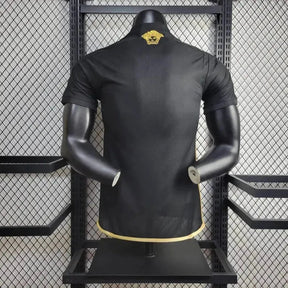 "Camisa Arsenal VERSACE 24/25 - Jogador Masculina Preta - Netmantos"