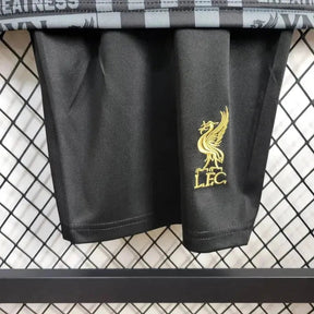 "Camisa Liverpool x Lebron James 24/25 - Torcedor Infantil Preta e Dourada - Netmantos"