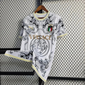 "Camisa Itália x Versace 23/24- Torcedor Masculina Branca - Netmantos"