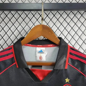 "Camisa AC Milan Away Retrô 1998/99 - Torcedor Masculina Preta e Vermelha - Netmantos"