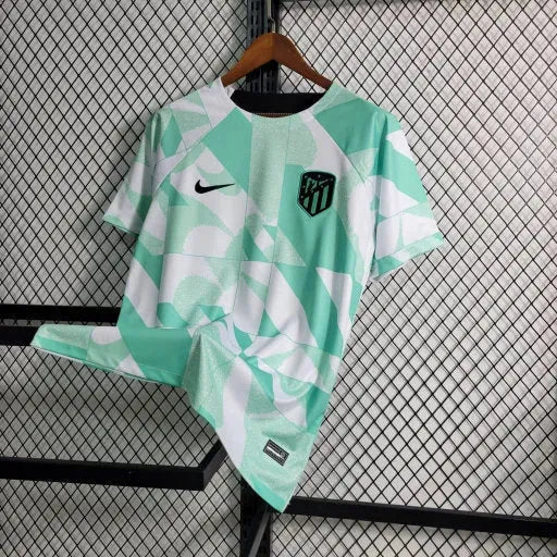 "Camisa Atlético de Madrid Treino 23/24 - Torcedor Masculina Branca e Verde - Netmantos"