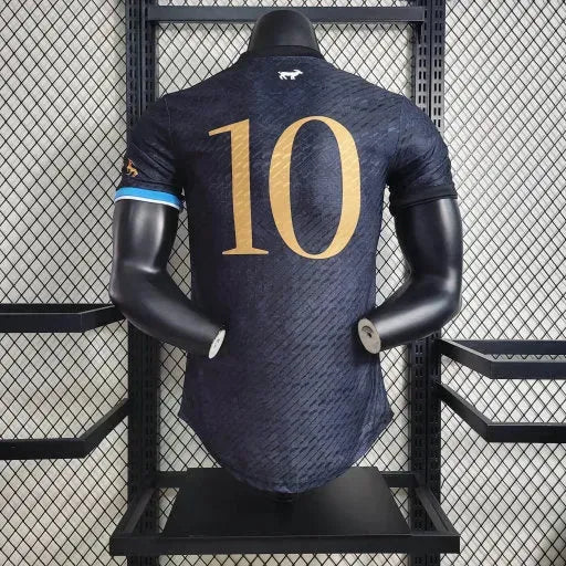 "Camisa Argentina GOAT Messi - Jogador Masculina Preta Comma Football - Netmantos"