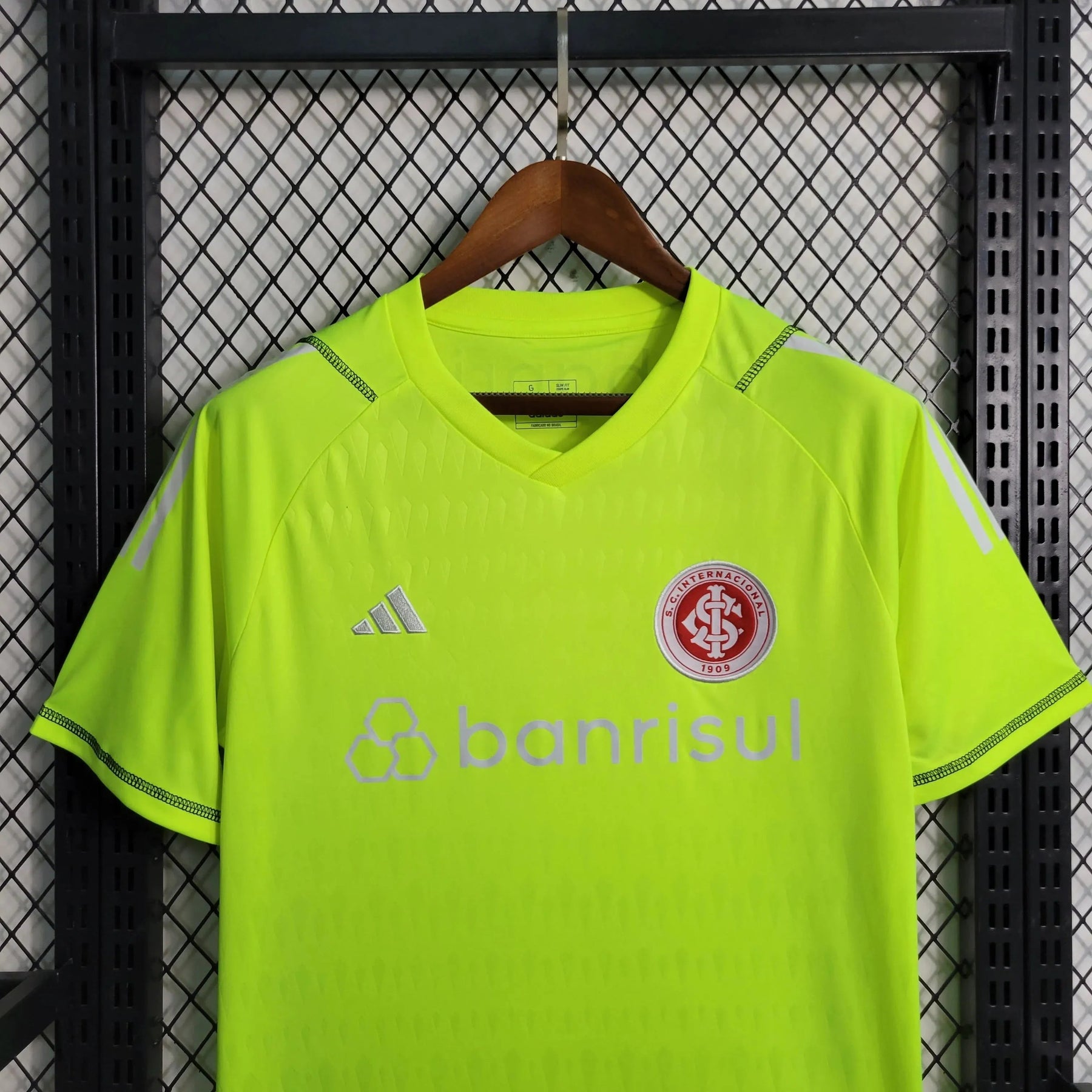 "Camisa Sport Club Internacional Goleiro 23/24 - Torcedor Masculina Verde Fluorescente - Netmantos"