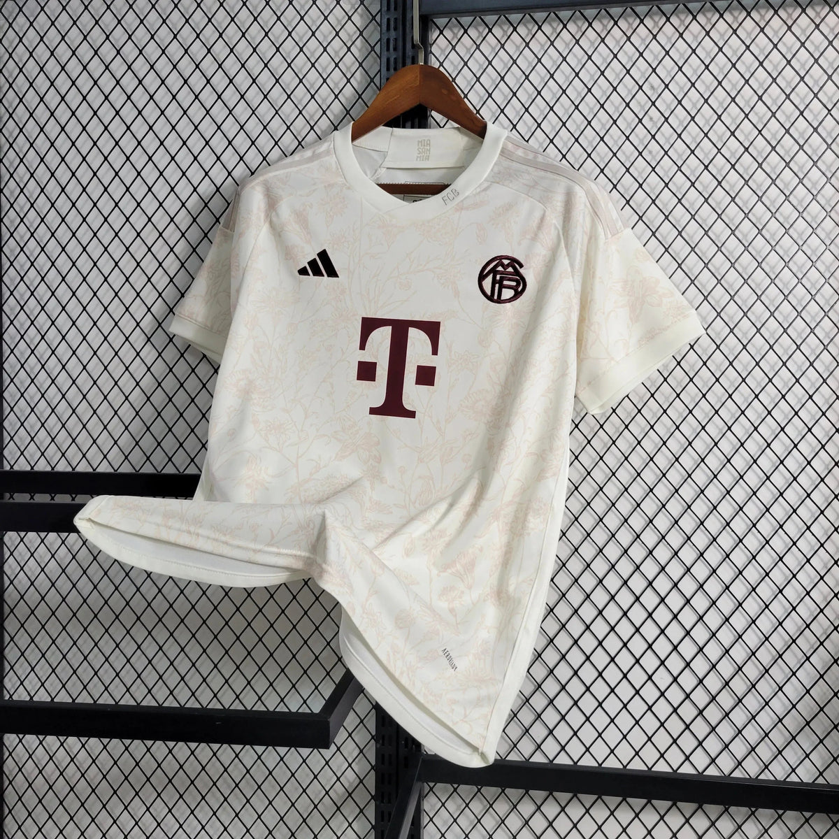 "Camisa Bayern Munchen Third Away 23/24 - Torcedor Masculina Branca - Netmantos"