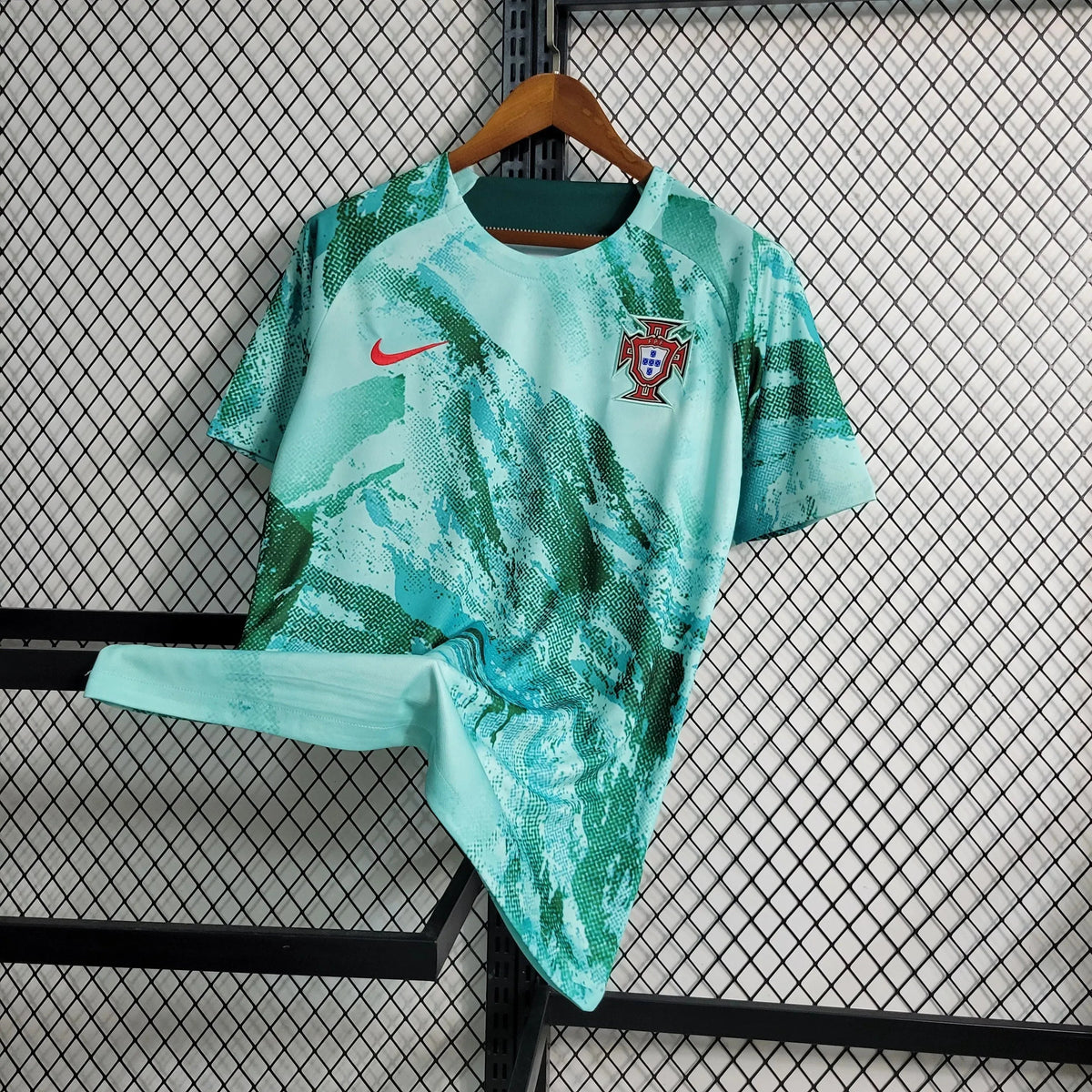 "Camisa Portugal Treino 23/24 - Torcedor Masculina Verde - Netmantos"