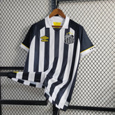 "Camisa Santista Away 23/24 - Torcedor Masculina Preta e Branca - Netmantos"